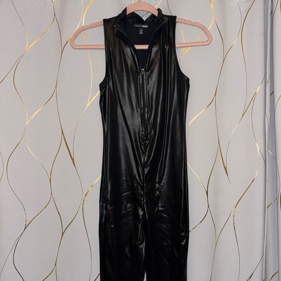 Pleather zip up jumpsuit - Picture 4 of 5